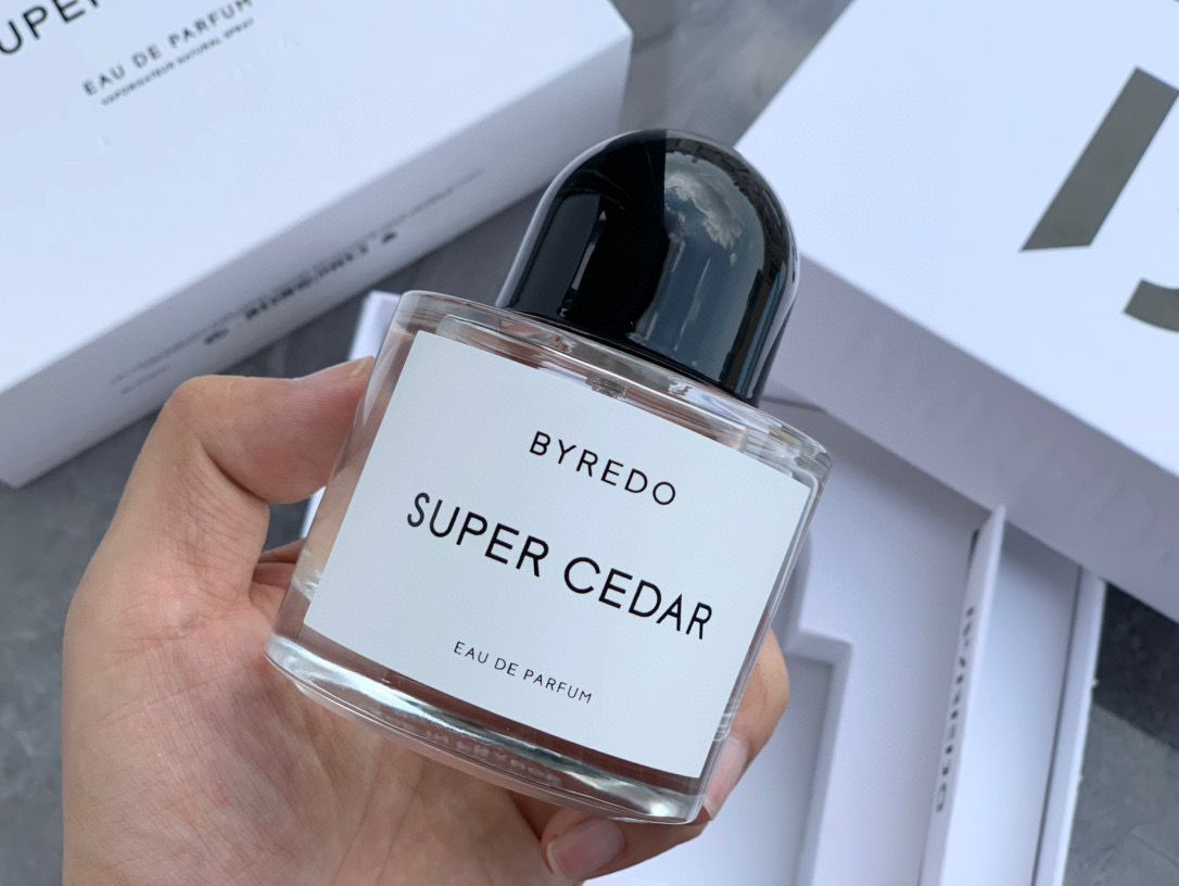 新品未開封 Byredo バイレード「スーパー シダー」フレグランス 100ml