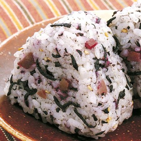 【２袋】うめうめひじき梅ひじき／🎁２セットお買い上げごとに1袋プレゼント！／国産のカリカリ梅がたっぷり！ほぼ半分が「かりかり梅」／ありがとん屋／ウメ　梅干　梅干し　弁当　おにぎり　茶漬　クエン酸　ダイエット