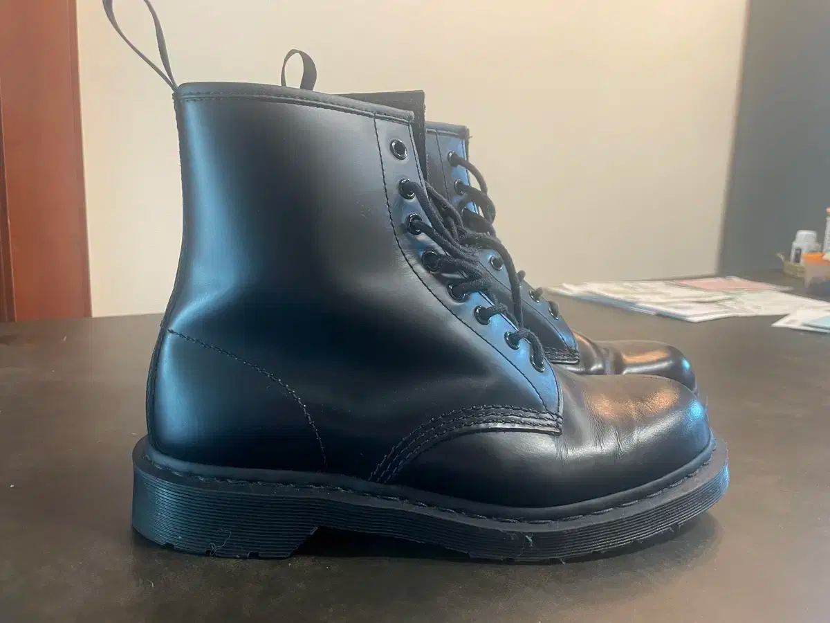 ドクターマーチン27.5 Dr.Martens ドクターマーチン BRONSON 5EYE SHOE