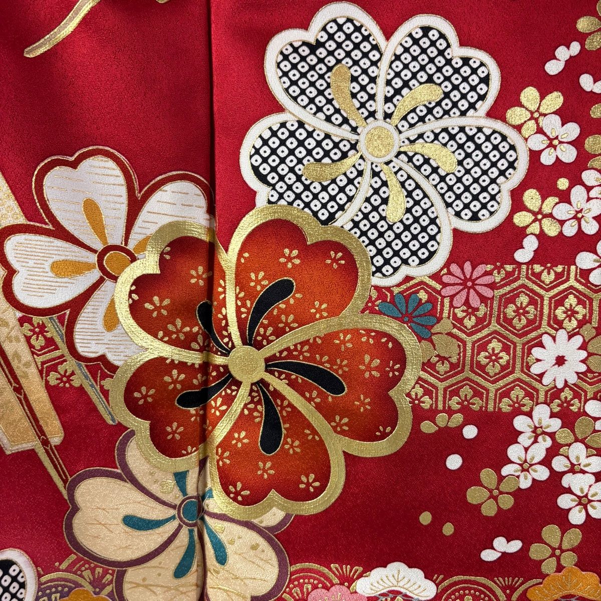振袖　広衿　袷　金彩　裄長　ロング丈　裄67.5cm　丈162.5cm 振袖 身丈163.5cm 裄丈67.5cm L 袷 やまと 桧扇 菊 金糸 金彩 赤