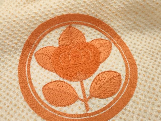 付下げ訪問着 縮緬地 蘇州刺繍 七宝模様 丸に剣花菱紋入り 正絹 11952 付下げ訪問着 縮緬地 蘇州刺繍 七宝模様 丸に剣花菱紋入り