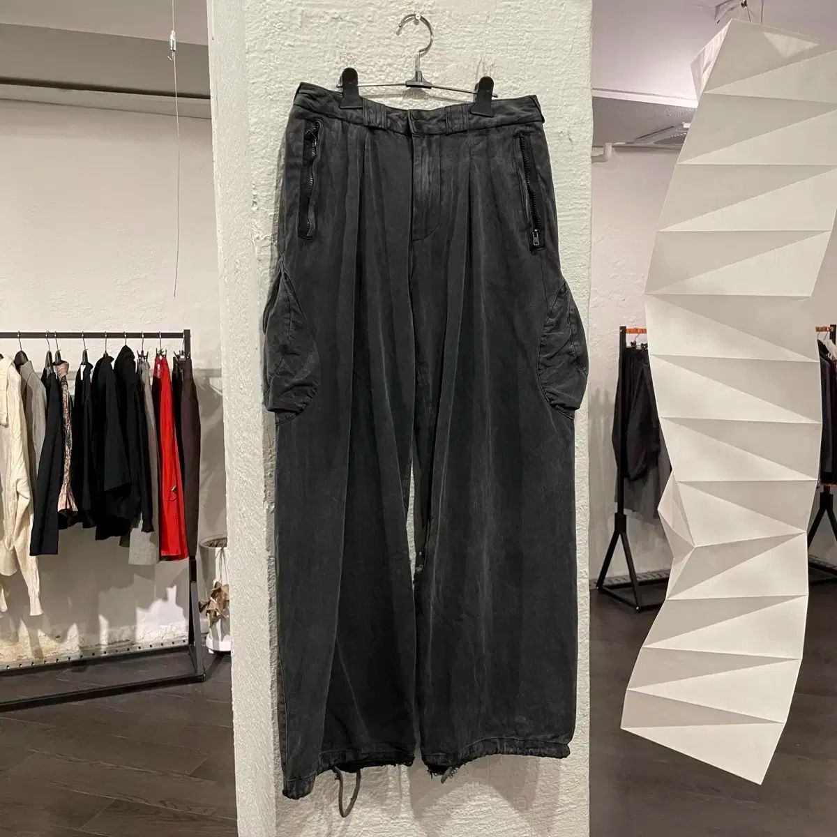 HYEIN SEO(ヘインソ) ウォッシュド カーゴパンツ