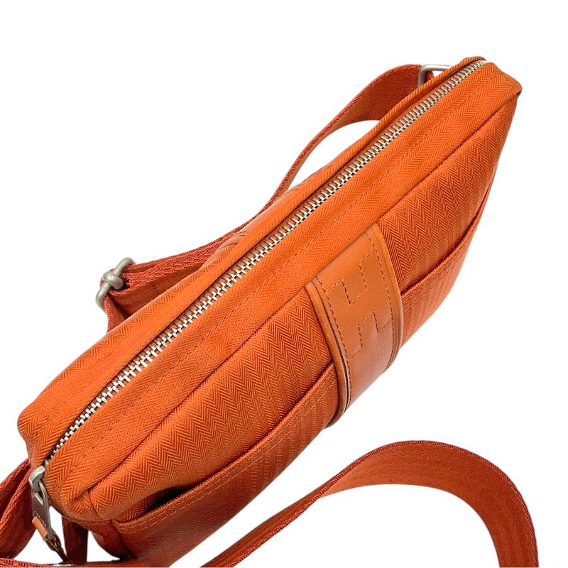 エルメス アカプルコ ポシェット サンチュール ナイロン ウエストバッグ エルメス(HERMES)アカプルコ ポシェット サンチュール 047613CK