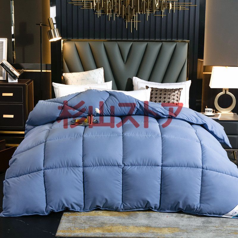 泰道リビング　MAAM 高級羽毛掛け布団 沖縄県より、泰道リビングMAAMのクィーンサイズをセミダブルの丈