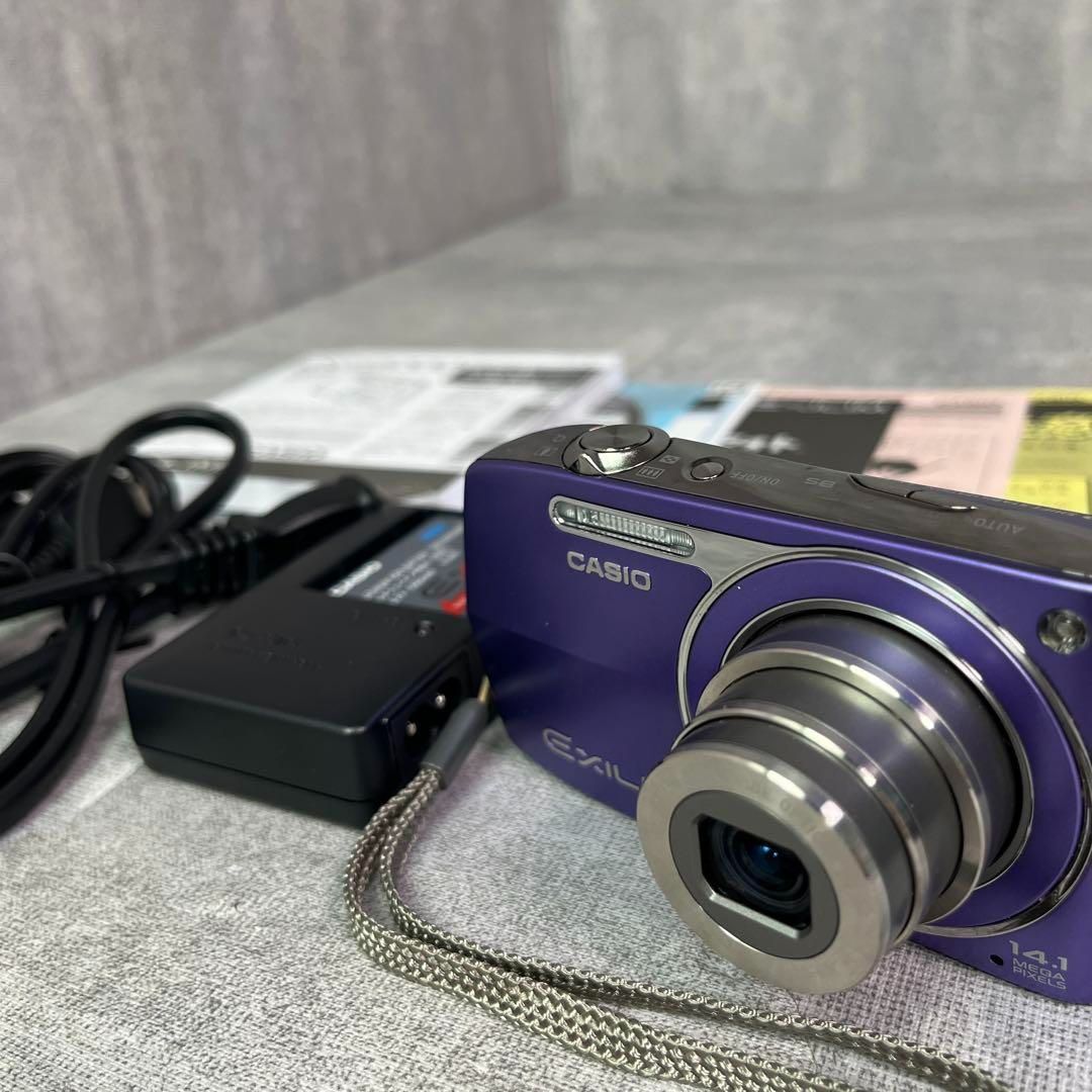 CASIO カシオ EXILIM EX-Z2000 エクシリム パープル 紫 バイオレット