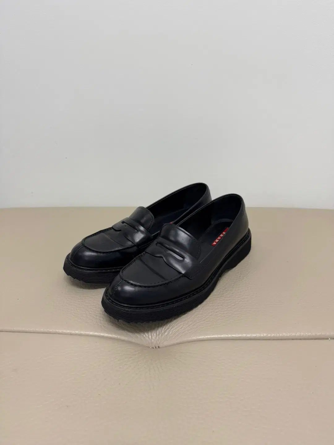 240 PRADA プラダ