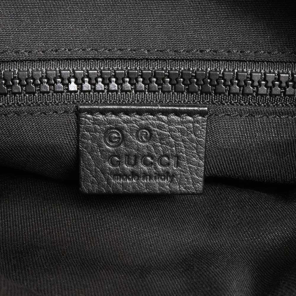 グッチ メッセンジャー ショルダーバッグ 斜め掛け GGナイロン レザー