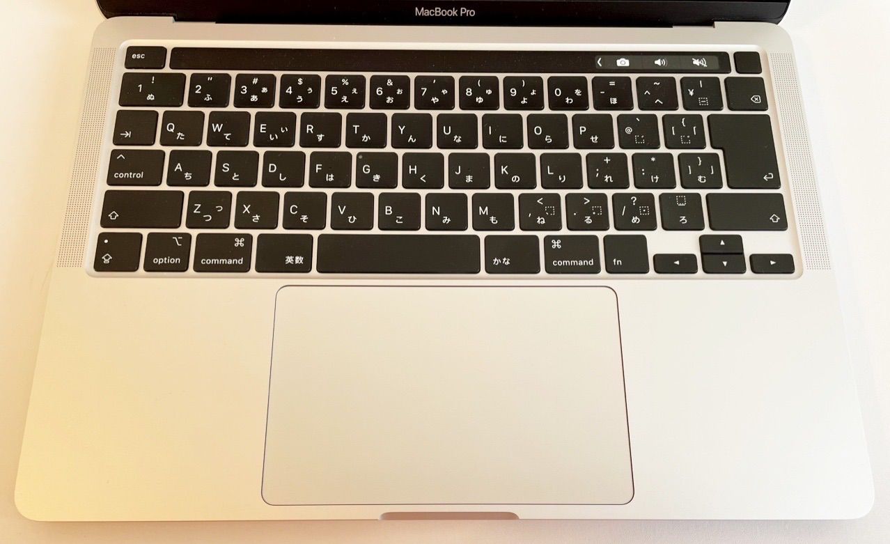 ★美品★MacBook Pro 13inch 2020年製 マウス バッテリー付 - メルカリShops