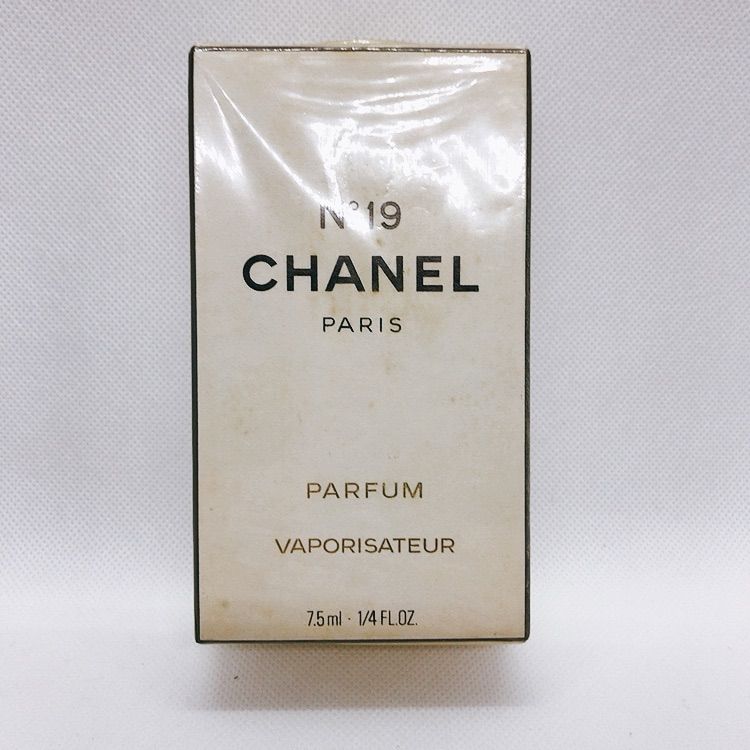 Chanel 19 parfum hot sale 7.5 ml