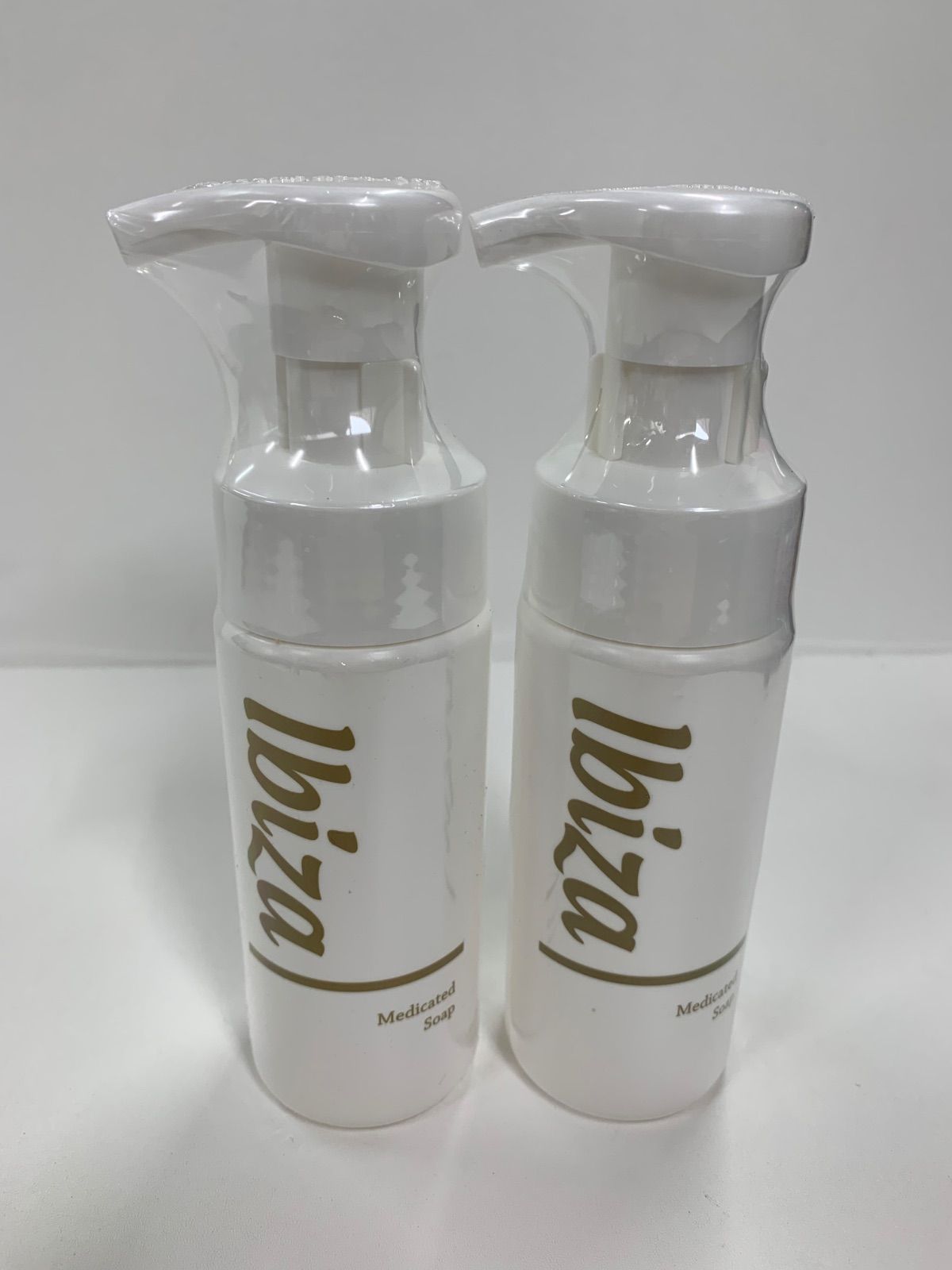 【新品未開封】Ibiza イビサ 薬用ソープ 140mL 4本セット 楽天市場】薬用デリケートゾーン用ソープ&ニオイケアスプレー