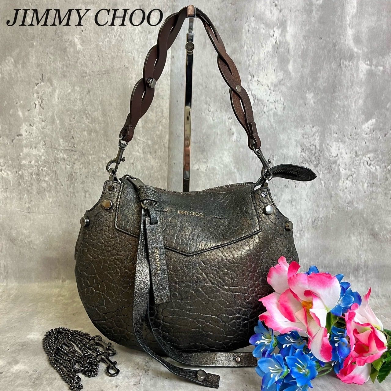 ✨良品✨ JIMMY CHOO ジミーチュウ 2way ショルダーバッグ トートバッグ ホーボー チェーン メタリック ロゴ方押し ロゴプレート レザー  肩掛け レディース ブロンズ 銅色 - メルカリ