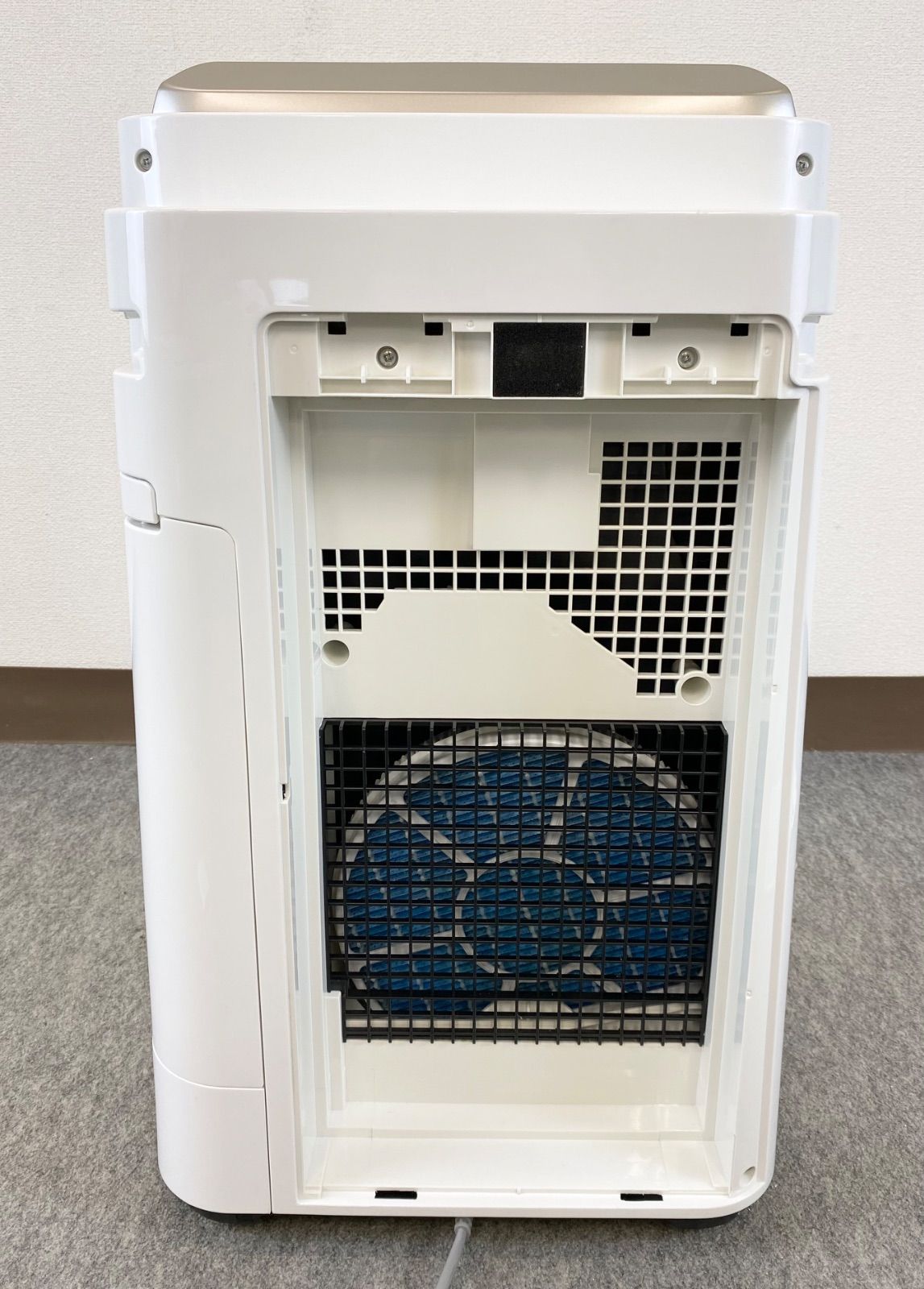 SHARP 空気清浄機 KC-F70-W 2022年製 シャープ KC-F70-W [ホワイト系]