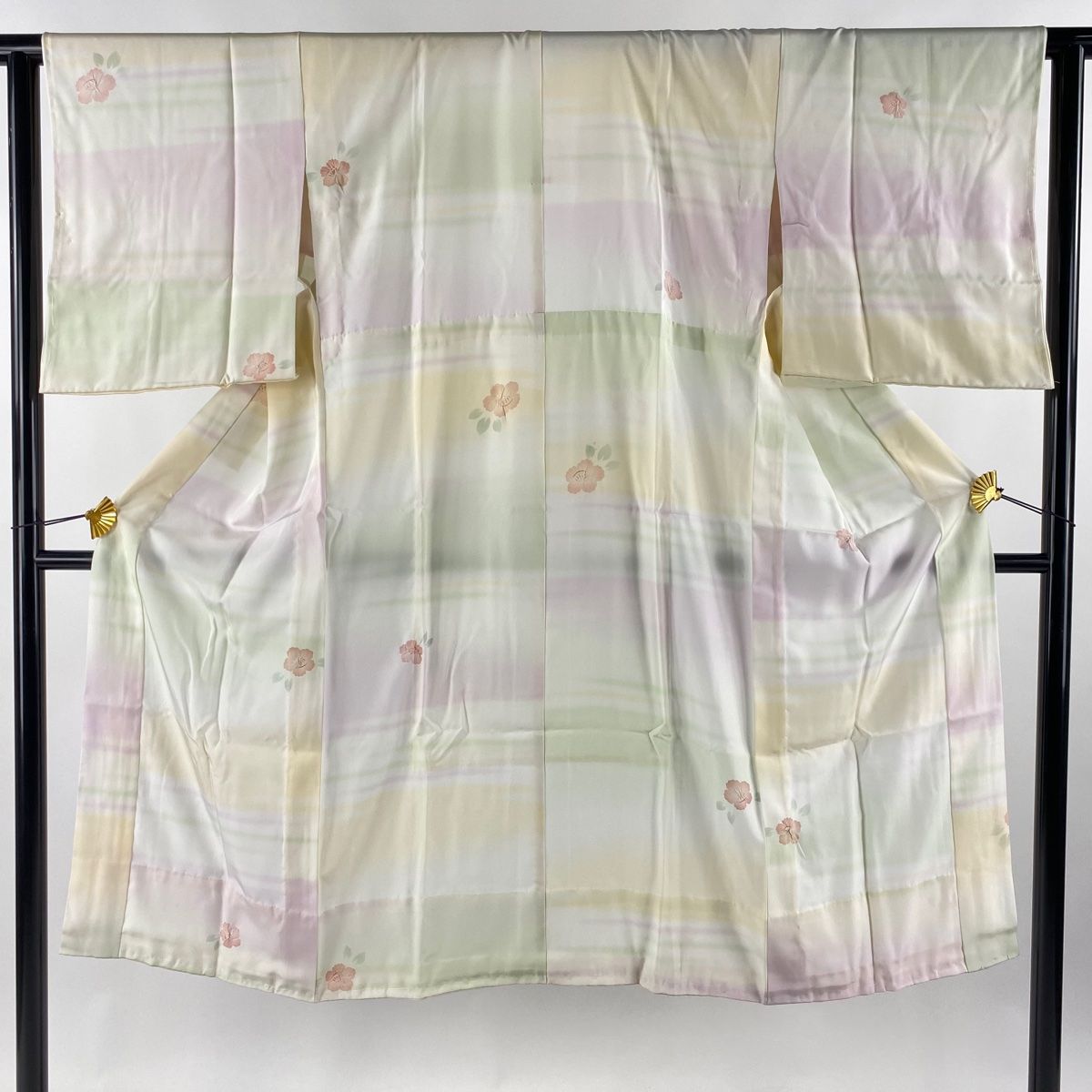 長襦袢 身丈124cm 裄丈62cm S 草花 霞 ぼかし 薄緑 正絹 秀品