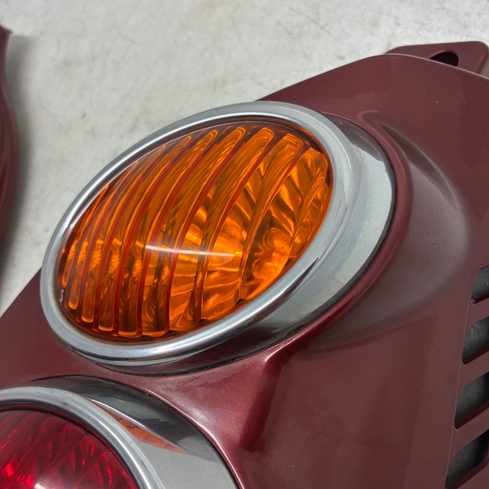 テールライト ランプ