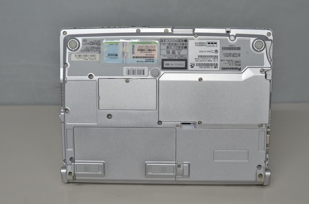 ジャンク品 ノートパソコン 日本製 Panasonic CF-S9JYF1DC 12.1インチ 通電OK 起動NG