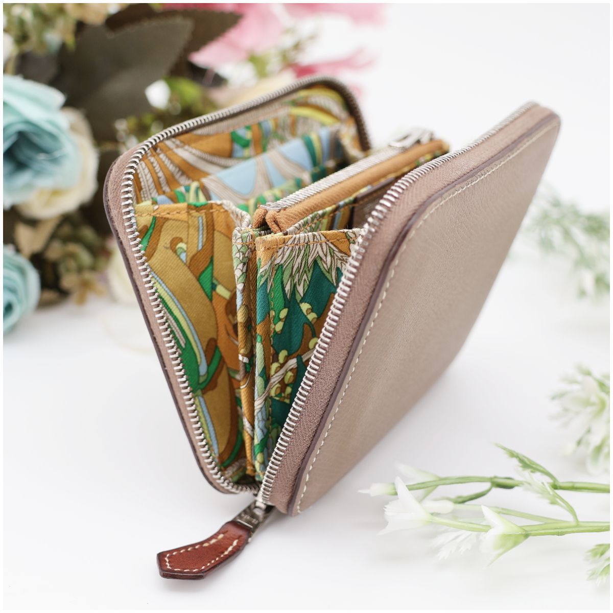 エルメス アザップ シルクイン コンパクト エトゥープ D刻印 エルメス アザップ シルクイン コンパクト エトゥープ ヴォーエプソン