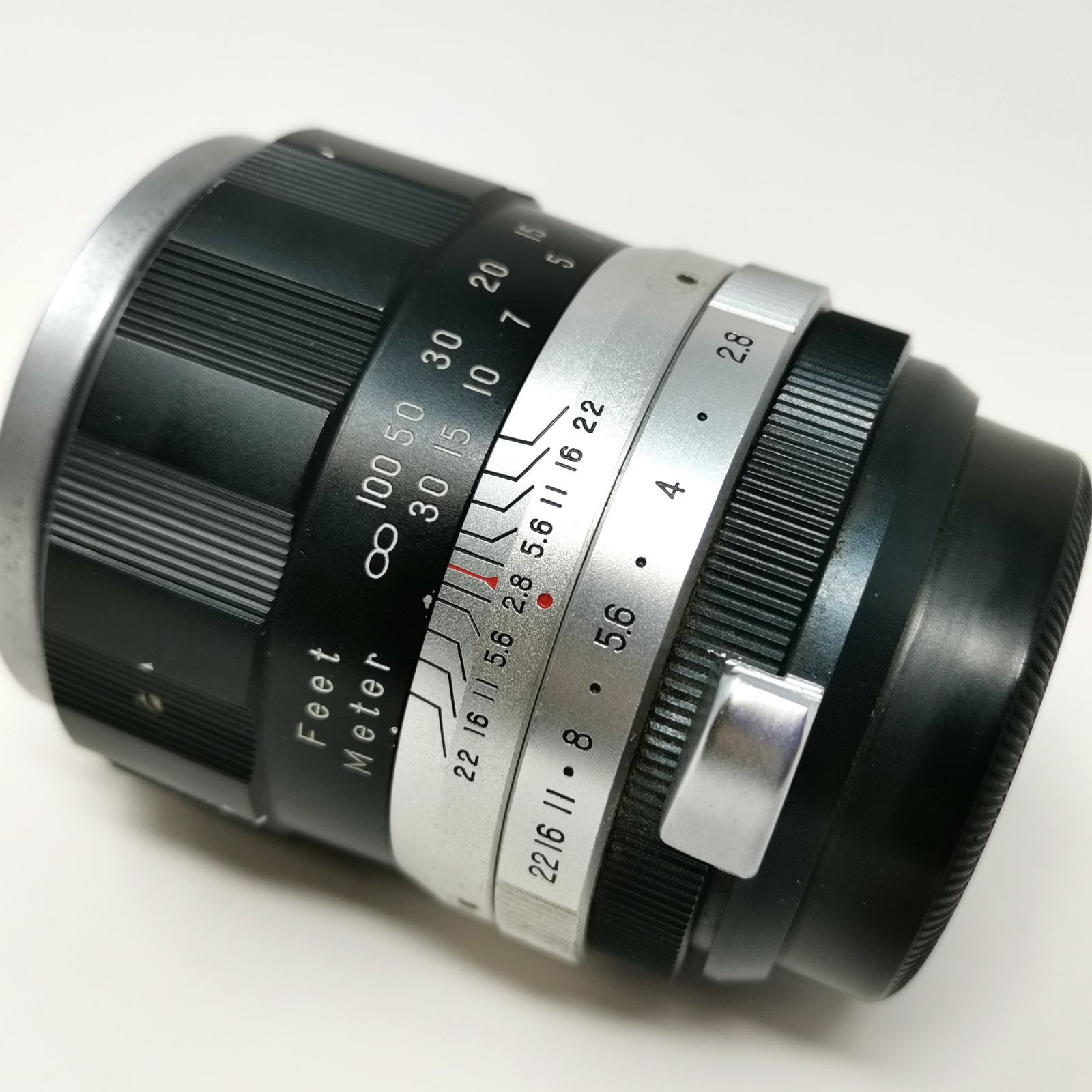 105mm F2.8