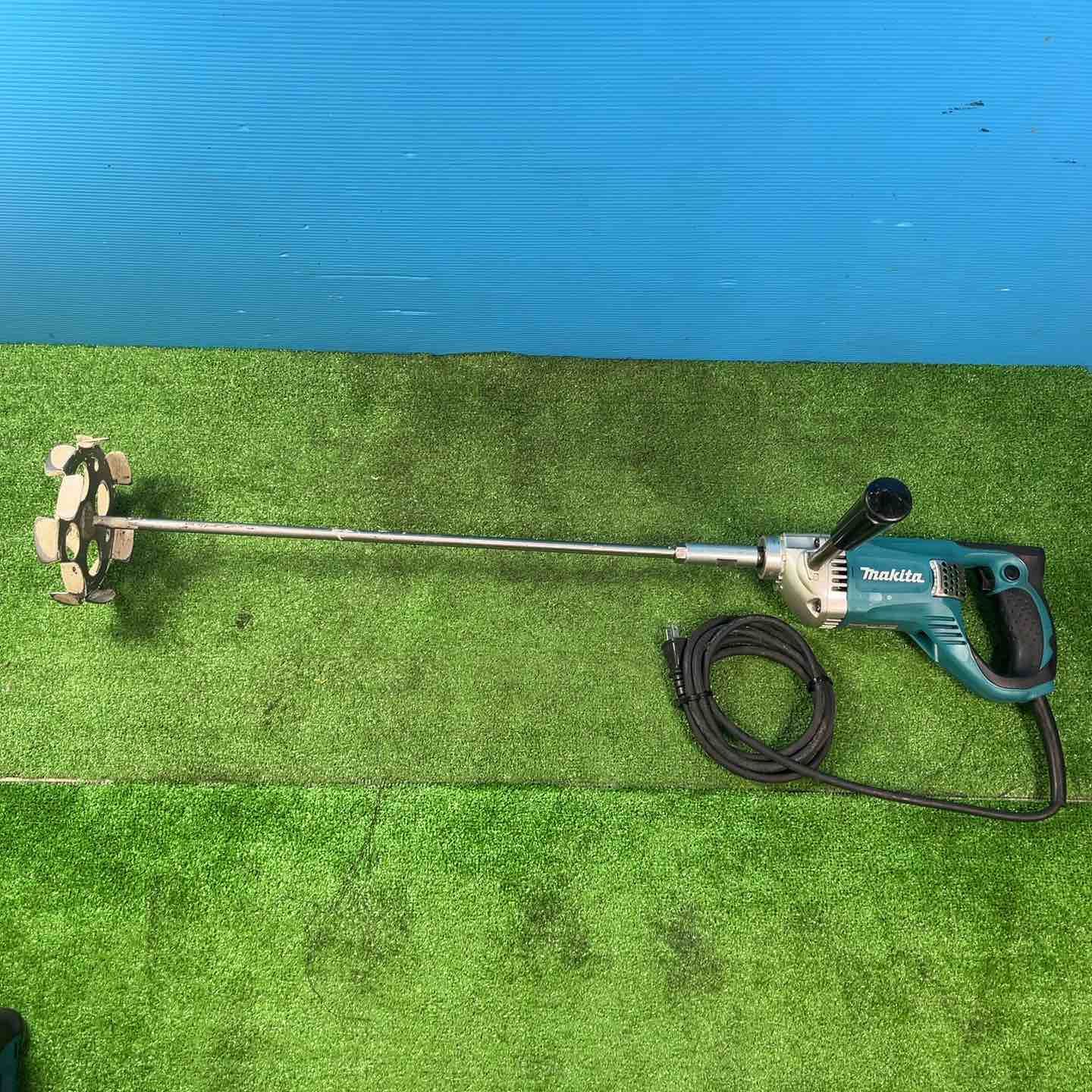 マキタ makita コンクリートかくはん機 UT1305 岩槻店
