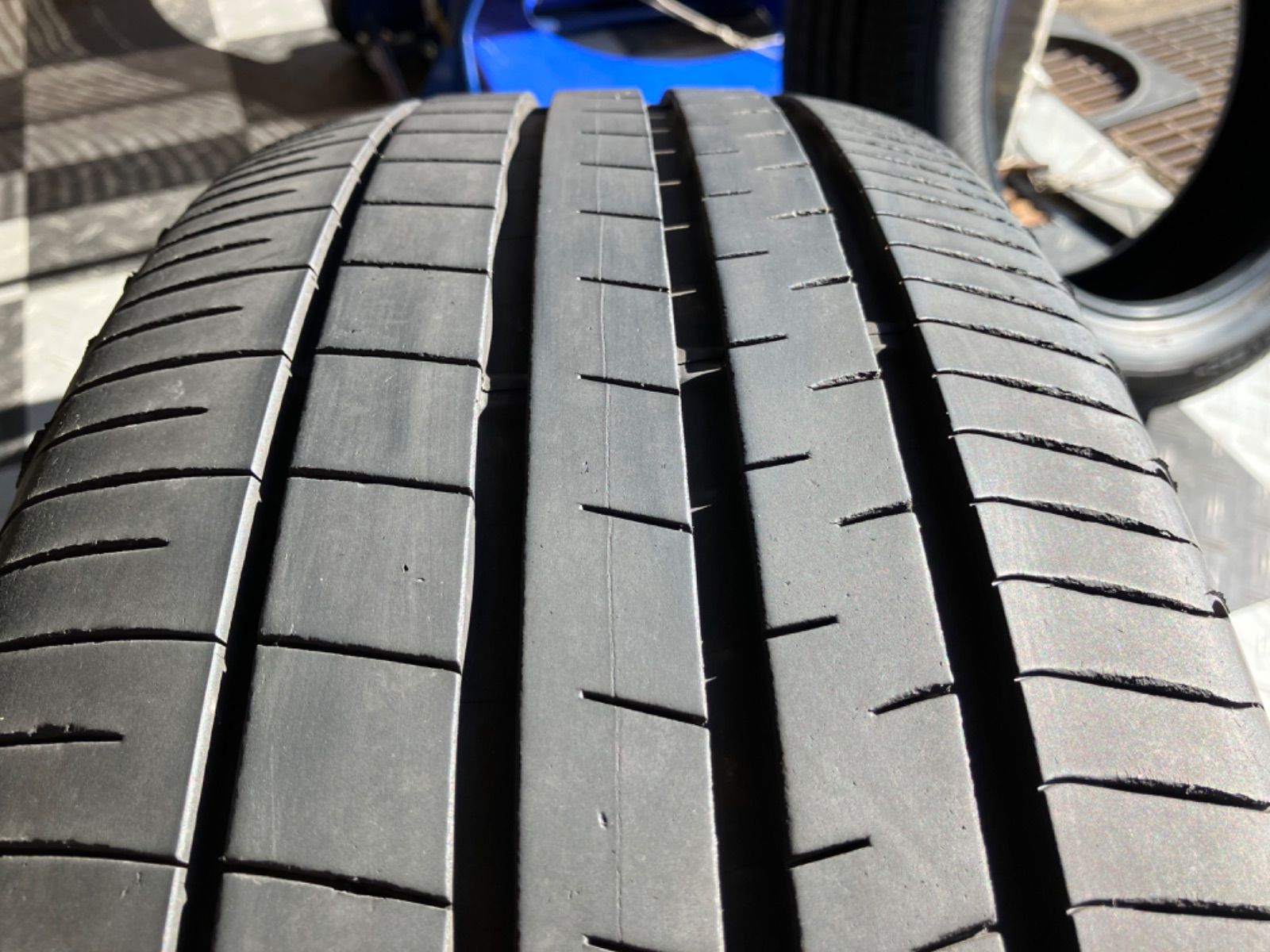 中古　ダンロップ　ビューロ　225/45R19 中古ダンロップビューロ225/45R19