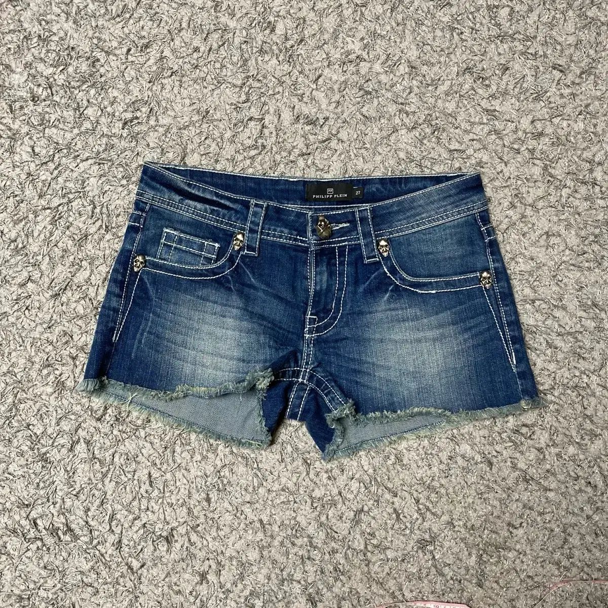 フィリップ プレイン デニム ショートパンツ