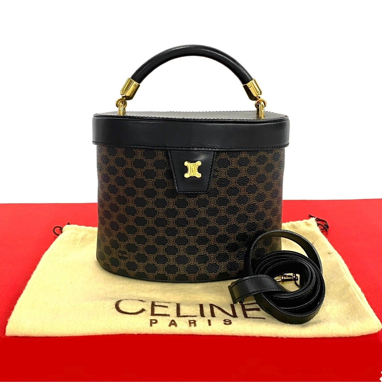 【未使用級】セリーヌ 黒マカダム ブラゾン トリオンフ柄 ハンドバッグ ブラック CELINE（セリーヌ） 極 美品 マカダム ブラゾン ヴィンテージ