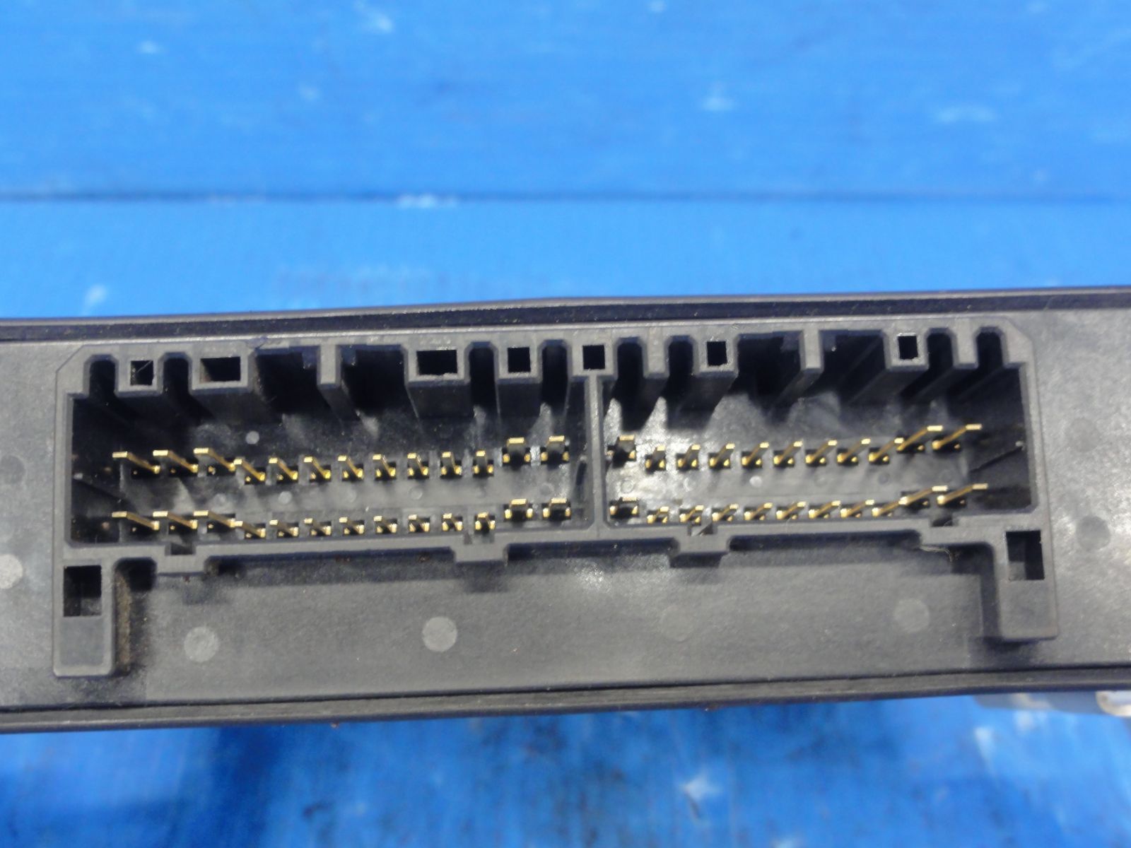 平成20年車　三菱　U61V　ミニキャブ　エンジンコンピューター　純正　1860C757　E6T44882 HQ　動作OKF28263