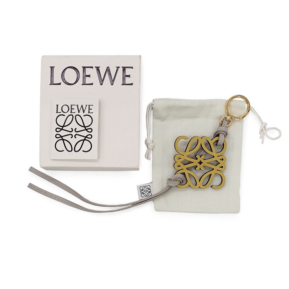 【美品】LOEWE アナグラムキーリング ゴールド ヴィンテージ ロエベ アナグラム キーリング バッグチャーム C621232XDB