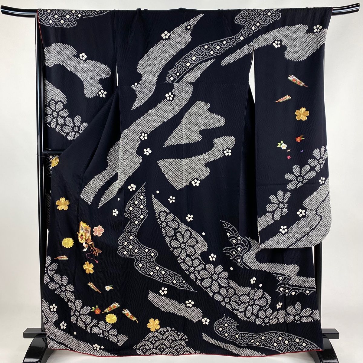 豪華美品黒絞り身丈168cm裄丈69cm正絹振袖と正絹袋帯セット 着物
