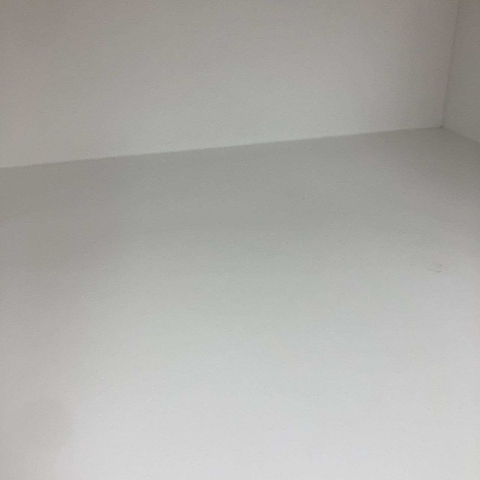 スリムタイプ コンセント付