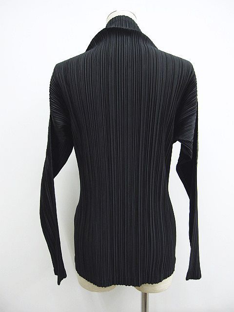 美品 ISSEY MIYAKE イッセイミヤケ プリーツプリーズ カットソー