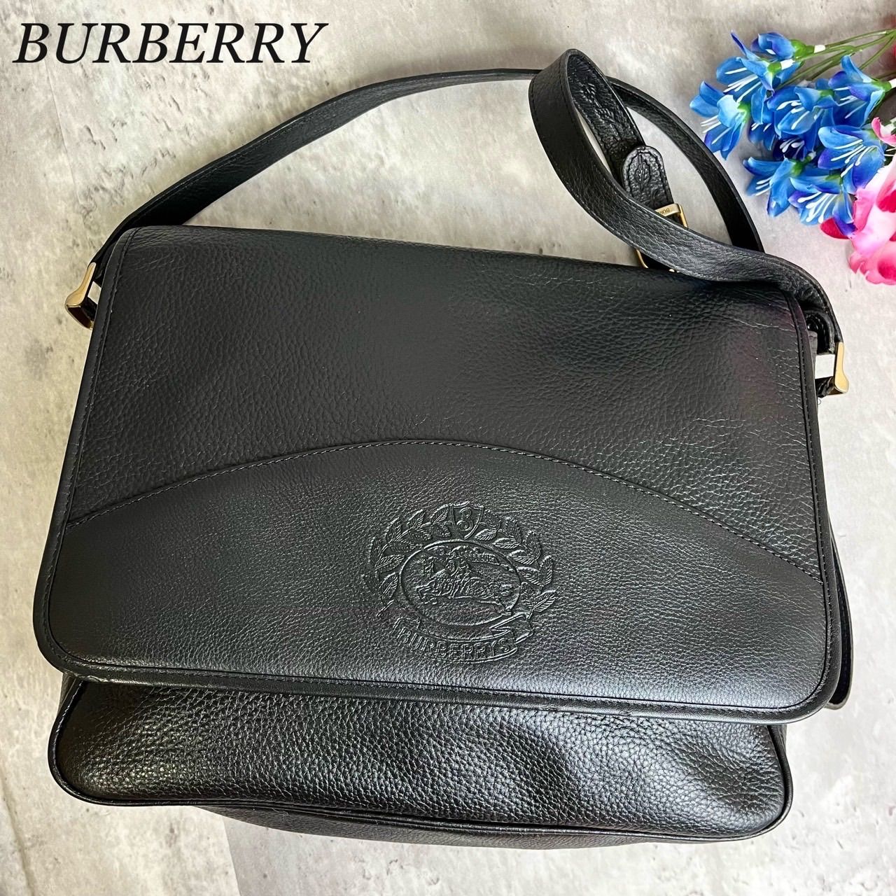 ✨極美品✨ BURBERRY バーバリー メッセンジャーバッグ ボディーバッグ 