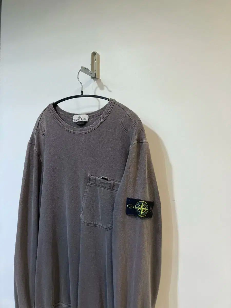 【雷市場（ポンジャン）商品韓国直送】 STONE ISLAND(ストーンアイランド) パーカー L