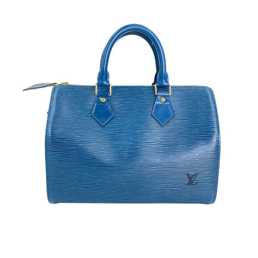 サルヴァトーレフェラガモ 7D 24.5 レザー ヴァラ ビッグリボン レッド