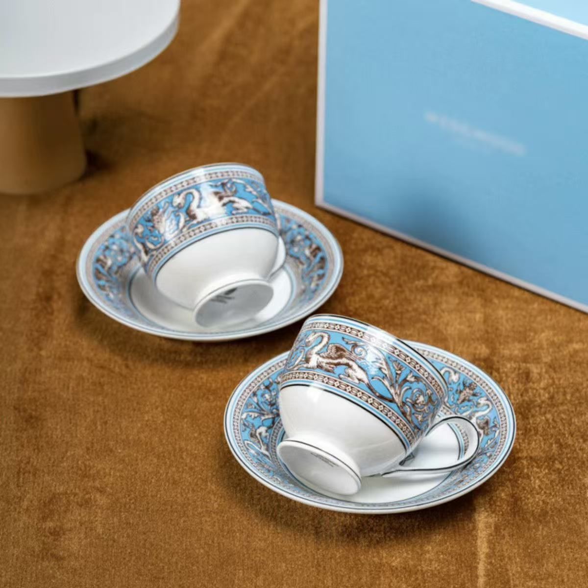 新品 ウェッジウッド WEDGWOOD フロレンティーン カップ&ソーサー 2 
