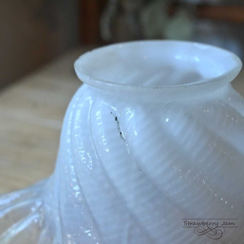 L3710-209-1 フランスアンティーク フレンチ ガラスシェード オパーリンガラス ホワイト フラワー シェード 照明 フランス