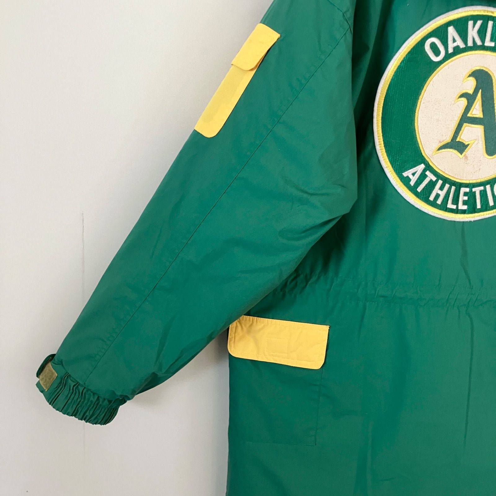 90sMLB/オークランド アスレチックス★中綿/パデッドジャケット/ハーフコート★SSK野球用品★ATHLETICS★USAメンズM(JPNメンズXL) 90sMLB/オークランド アスレチックス☆中綿/パデッドジャケット
