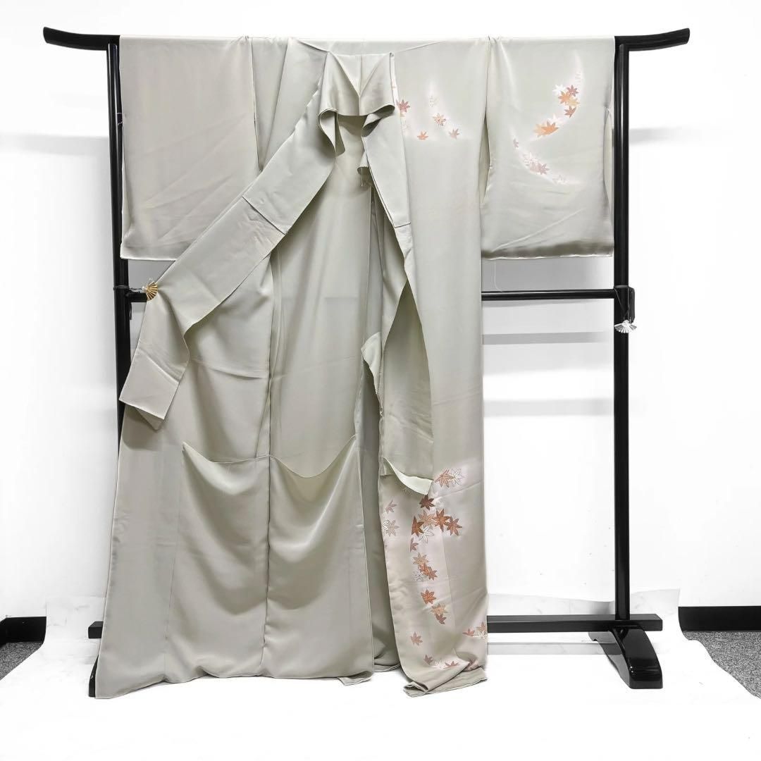 仮絵羽訪問着金駒刺繍楓くすみカラーグリーン伊と幸着物024a d