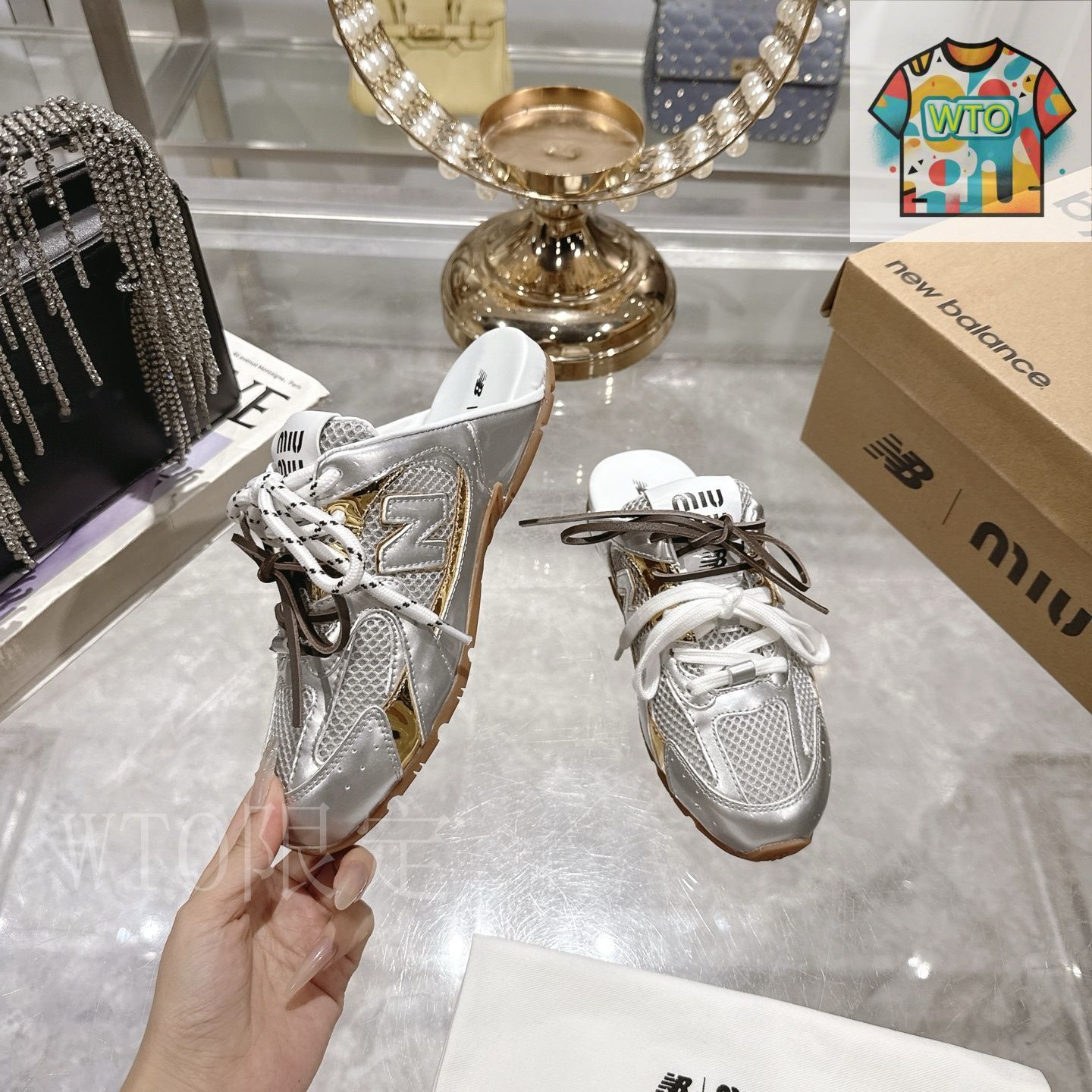 New Balance×MIU MIU コラボ ハーフスリッパ03-IJ29 - メルカリ