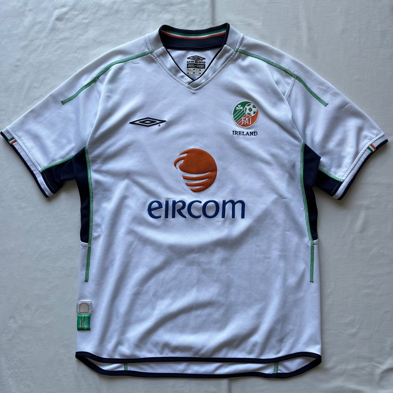 umbro アンブロ レプリカユニフォーム アイルランド 00s - メルカリ