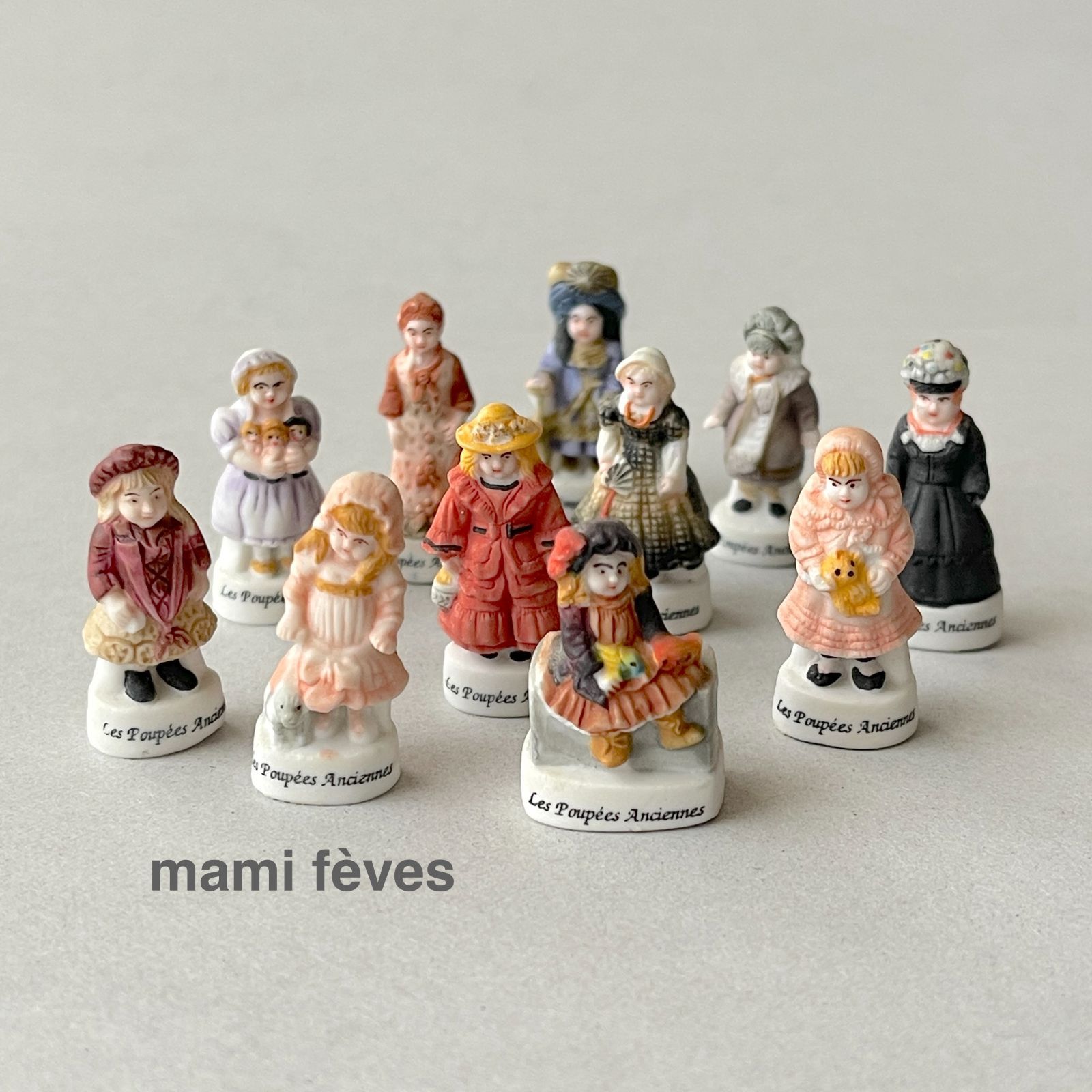 フェーヴ アンティークドールたち フルセット フランス フェーブ ミニチュア陶器 f-005