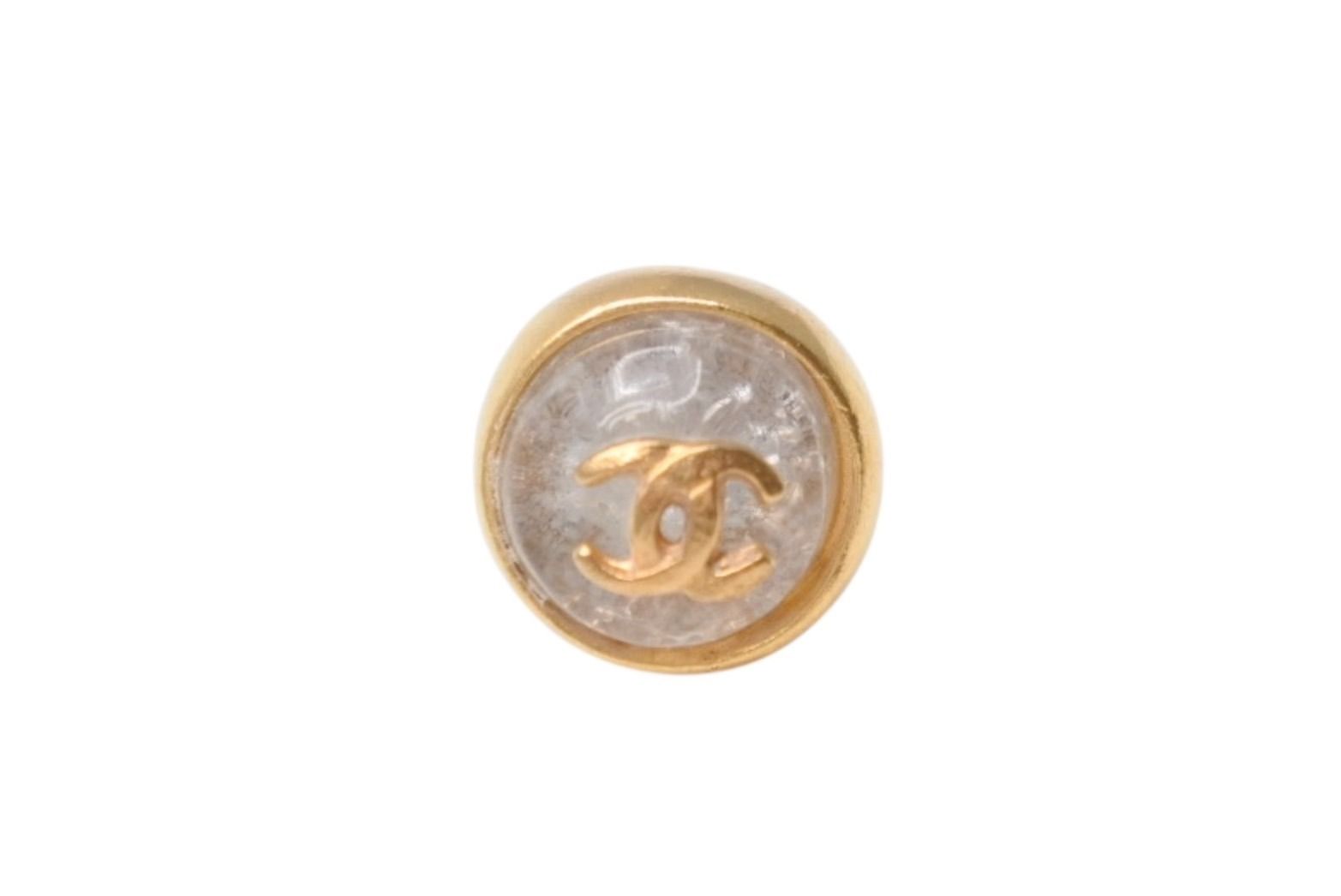 重量約2.4g