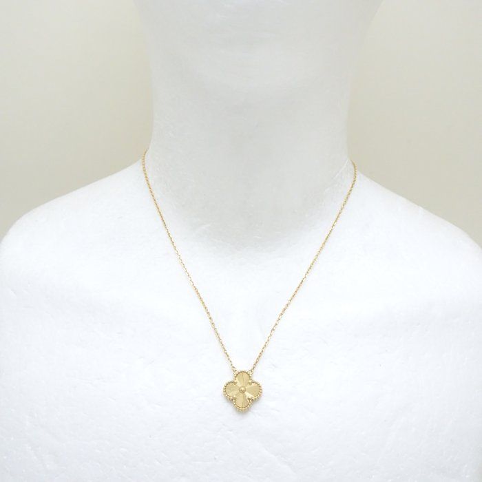 [ヴァン クリーフアンドアーペル]VCARP4KL00 18K Vintage Alhambra pendant 18K yellow gold - Van Cleef & Arpels