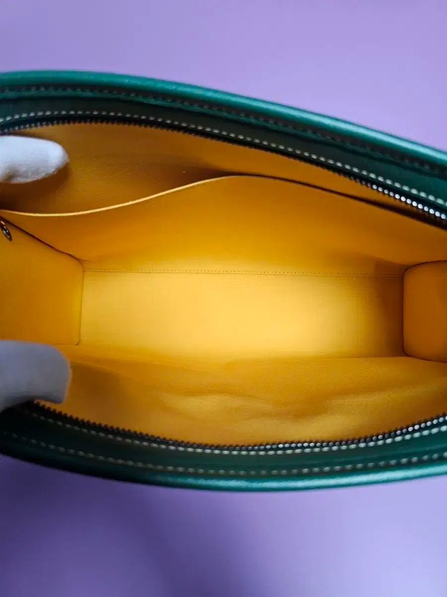 トゥーレット クラッチバッグ