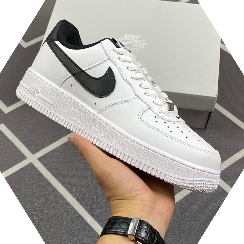 本日の新品は未使用です Nike Air Force 1  並行輸入品【DH7561-102】