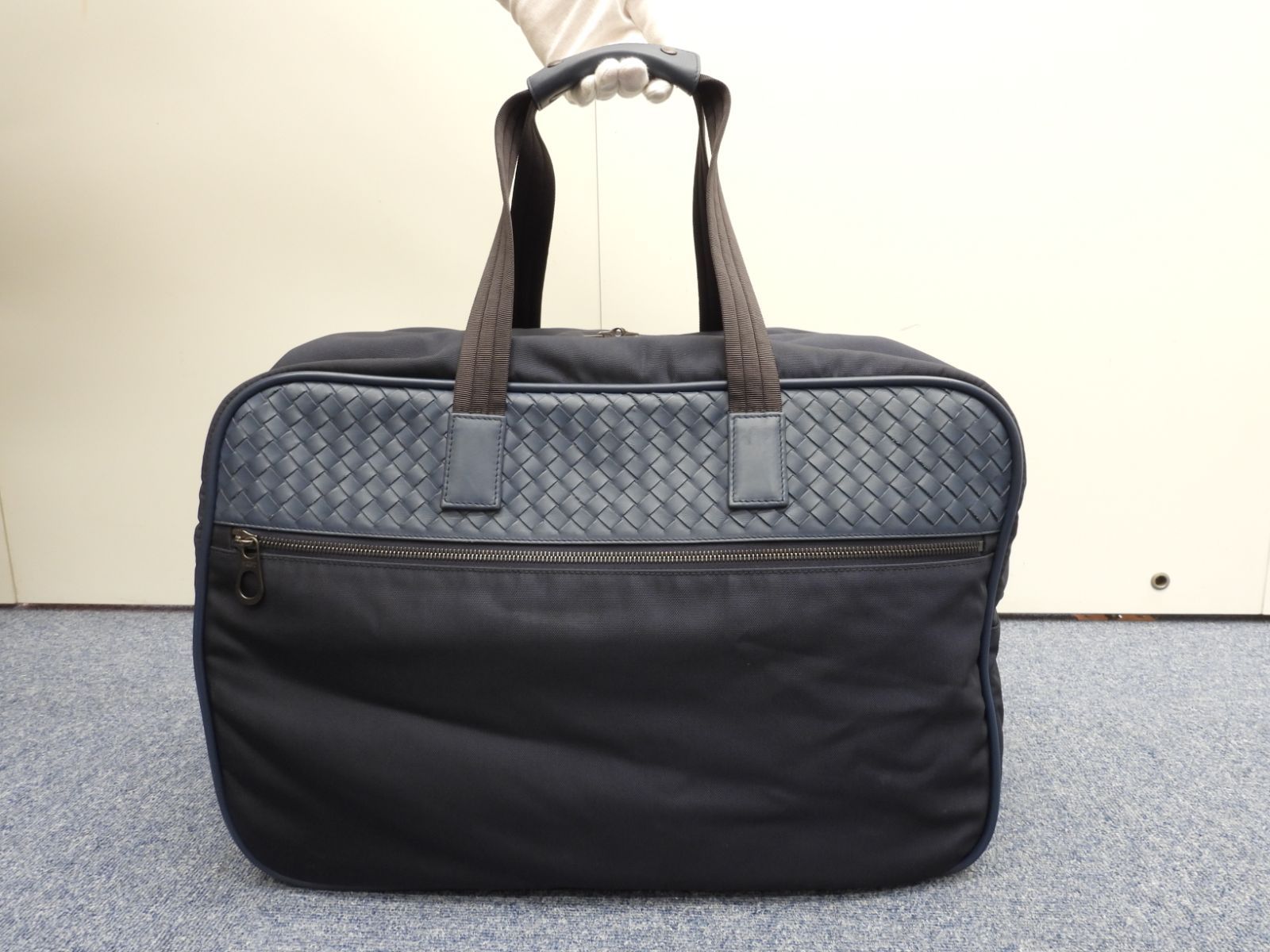 ボッテガヴェネタ トロリーボストンバッグ イントレチャート ナイロン レザー青紺 キャリーバッグ 252