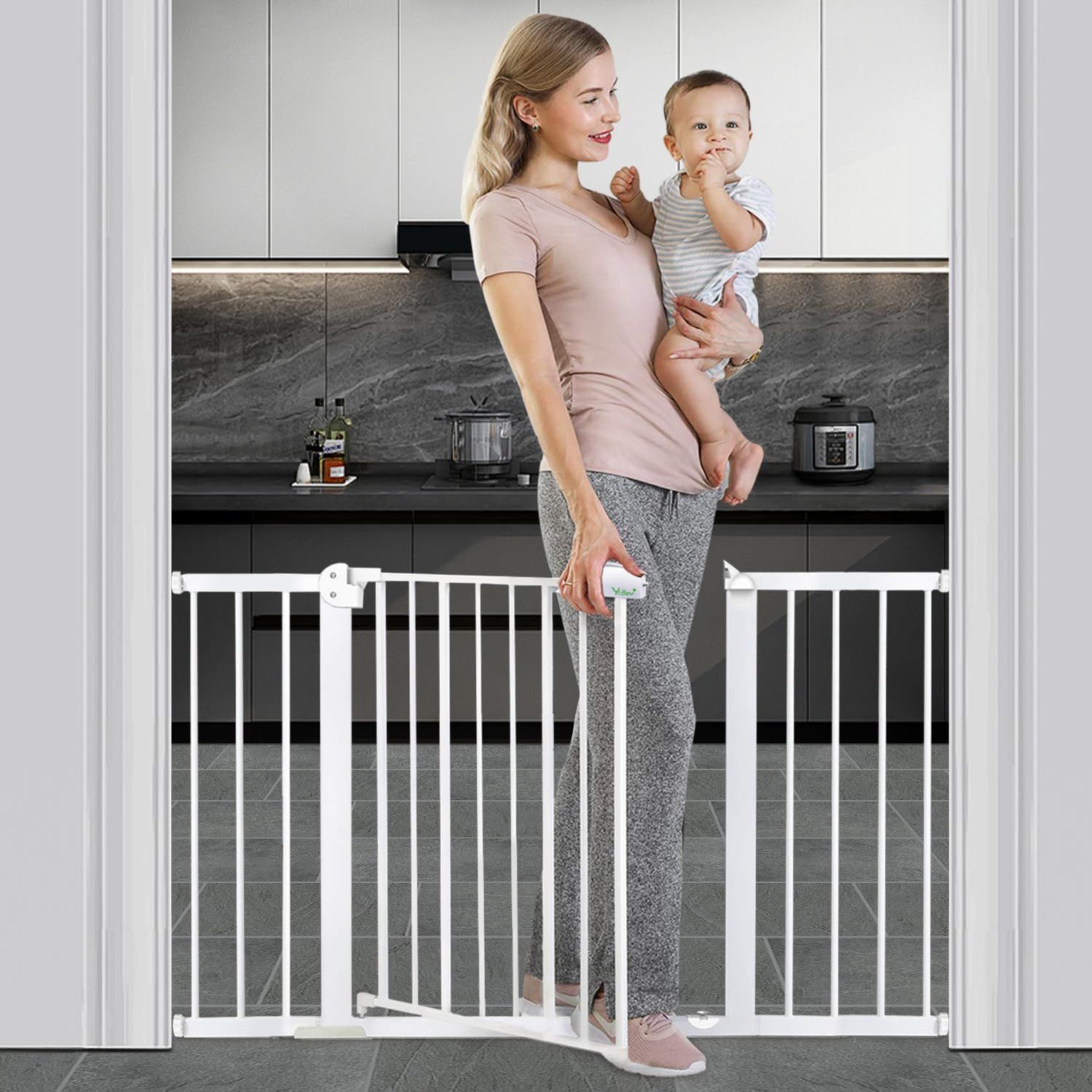 Ycozy BabySafe ベビーゲート 階段 安全ゲート 子供 ペットゲート 犬/猫 オートクローズ 赤ちゃんゲート ベビーフェンス 突っ張り式 ベビーガード 柵 高さ77cm 取付幅67-74cm