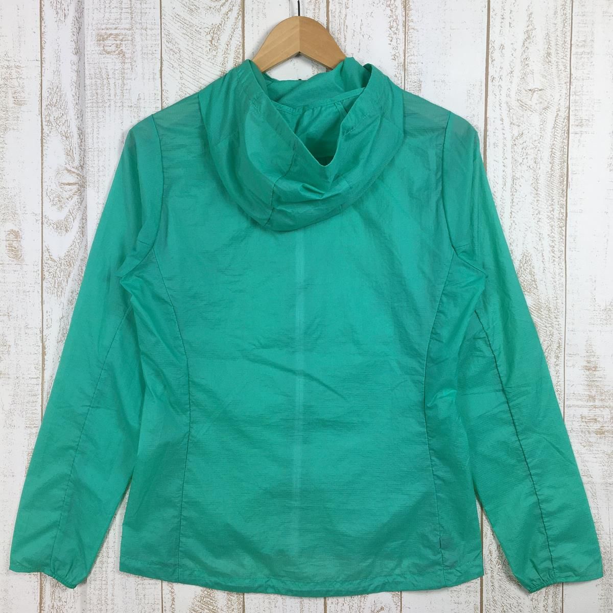patagonia フーディニジャケットインダストリアルグリーン INDG S どんなアクティビティも臨機応変にこなすパタゴニアのフーディニ