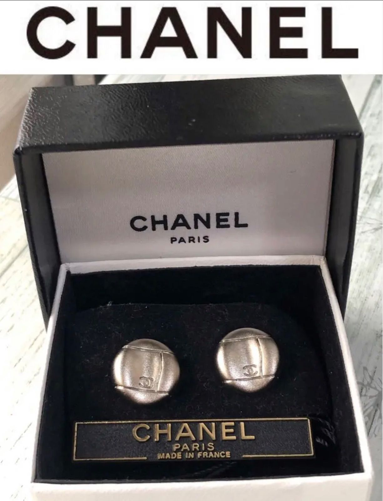 高品質】 CHANEL - ヴィンテージ 希少 CHANELシャネル ボタン ピアス