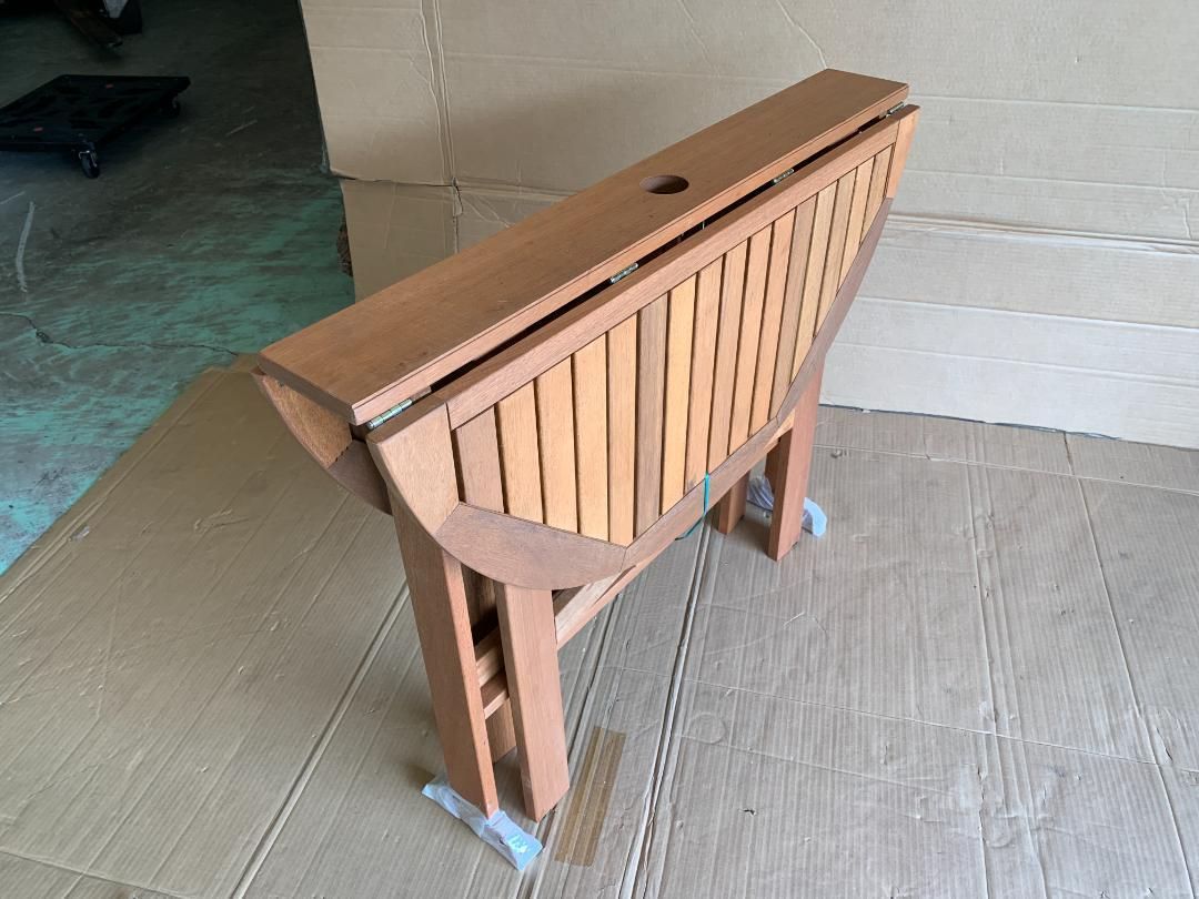 バタフライガーデンテーブル