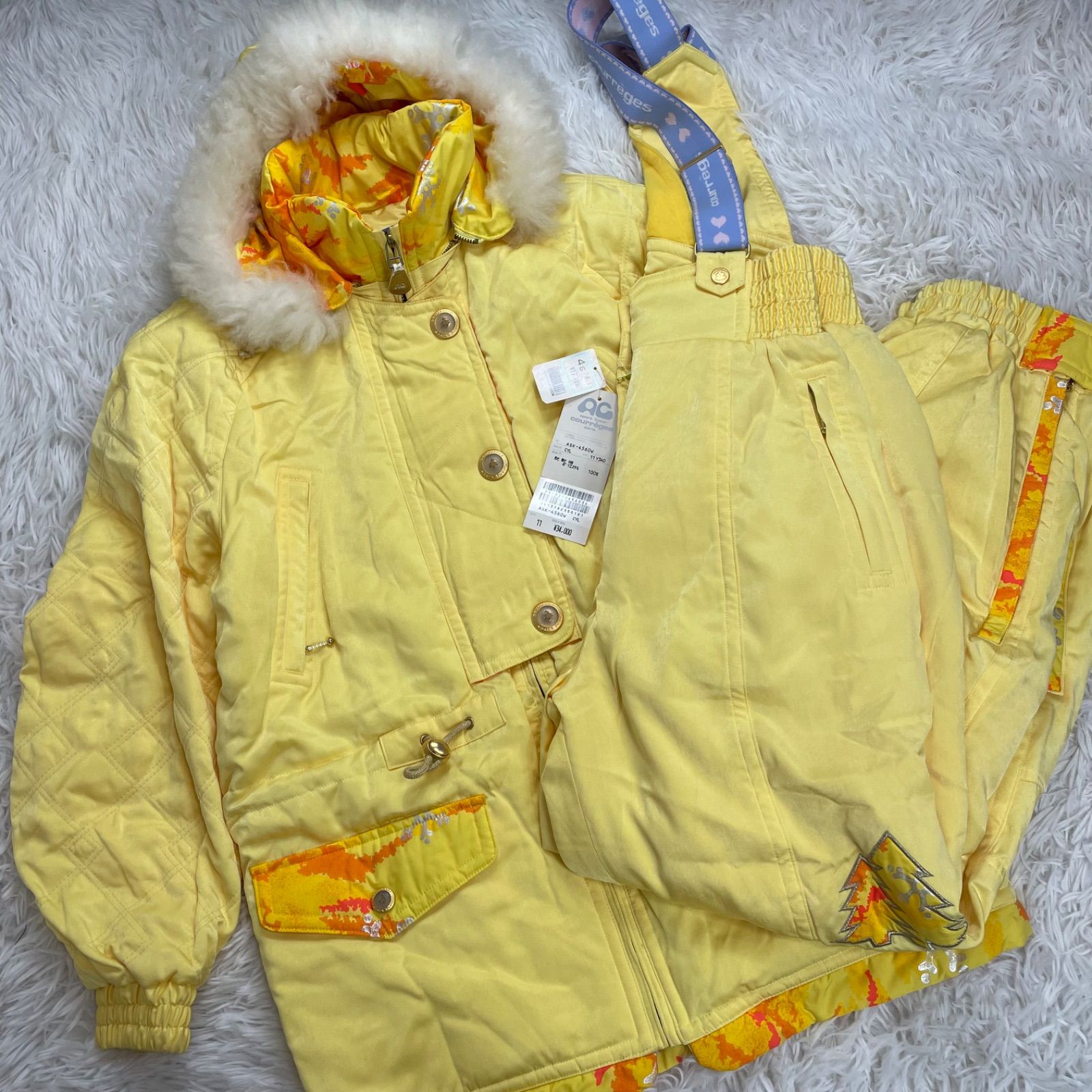 ♥タグ付き courreges sport futur セットアップ スキーウェア ジャケット スノボパンツ 中綿ジャケット日本製定価34000 L相当